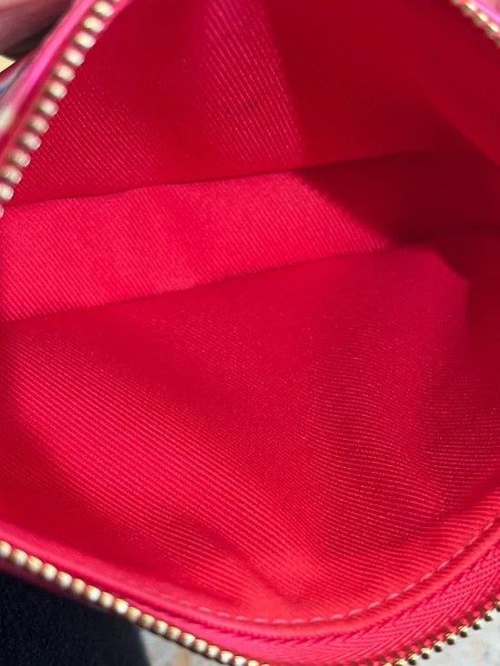 Louis Vuitton 2022 Valentines Vernis Chain Mini Pochette - Picture 5 of 5